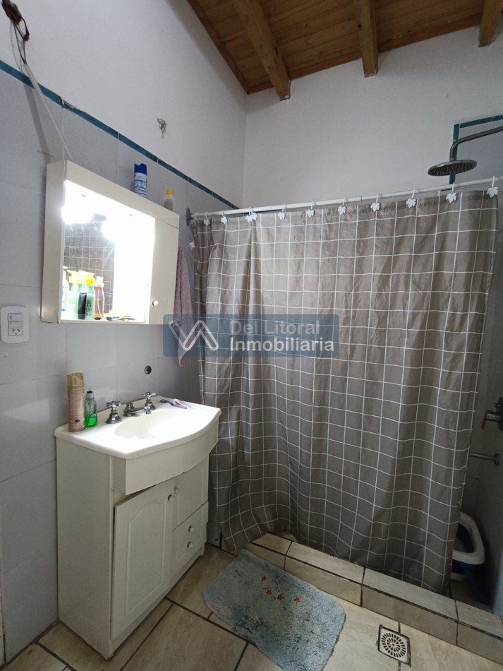 CASA CON TERRENO