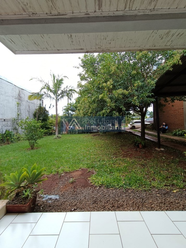CASA CON TERRENO