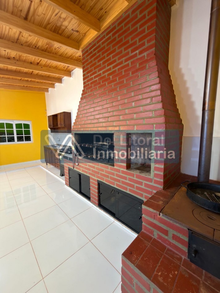 TERRENO CON CASA, QUINCHO Y PILETA