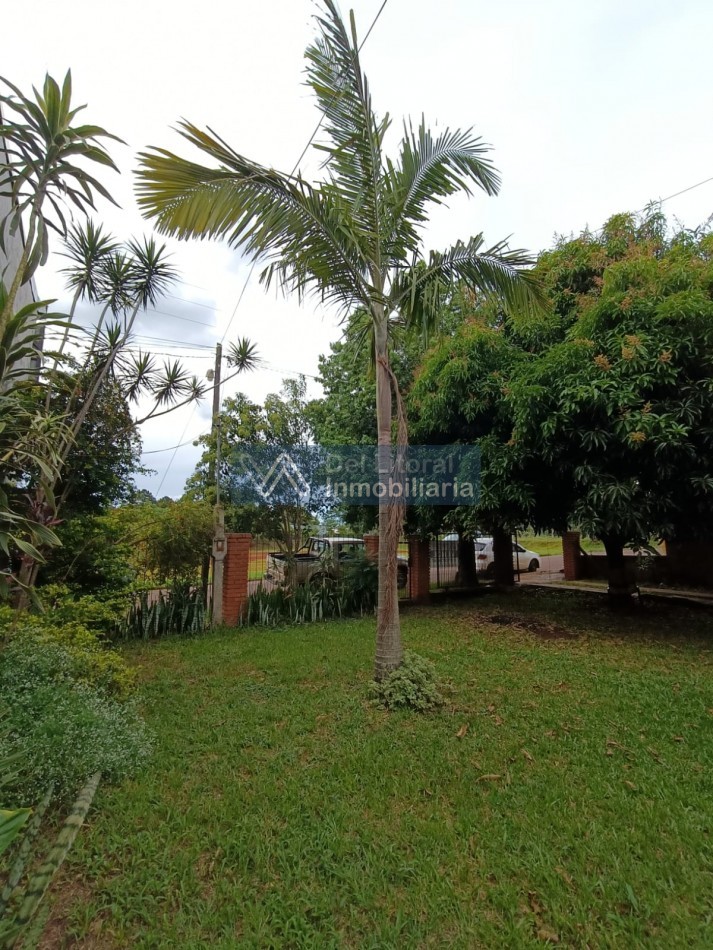 CASA CON TERRENO