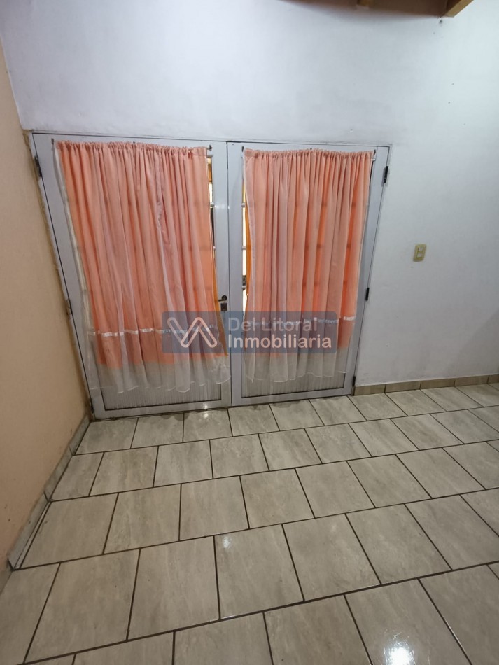 CASA CON TERRENO