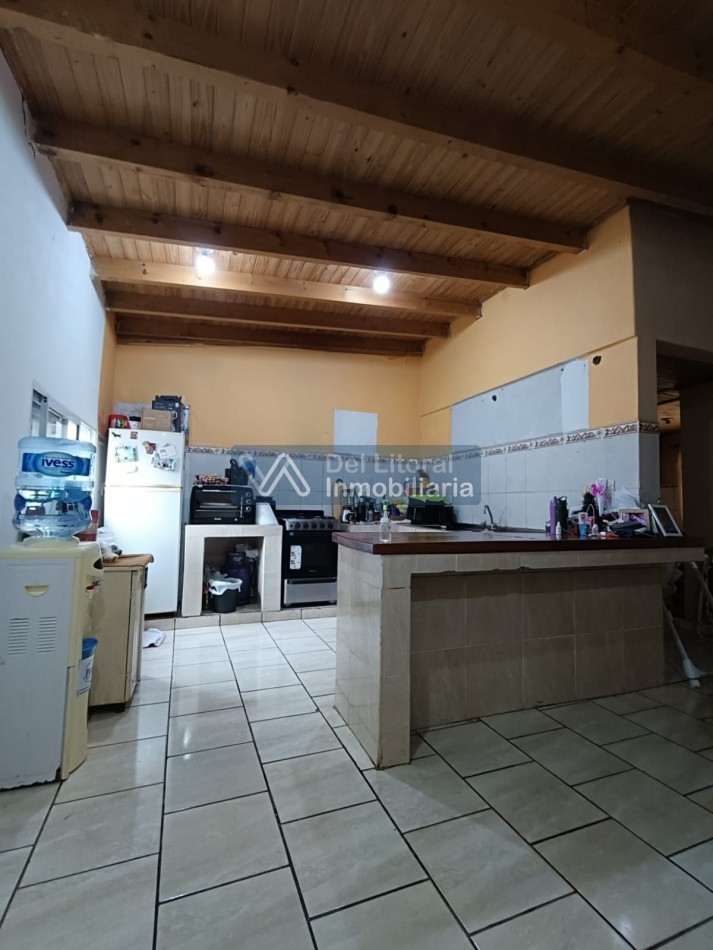 CASA CON TERRENO