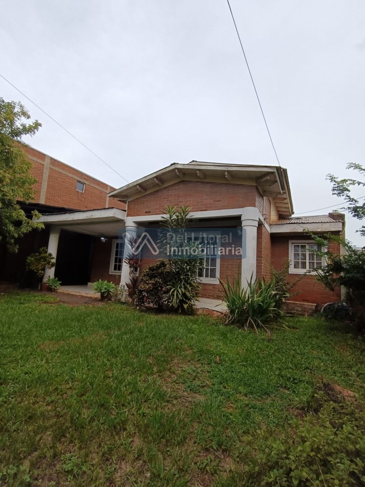 CASA CON TERRENO