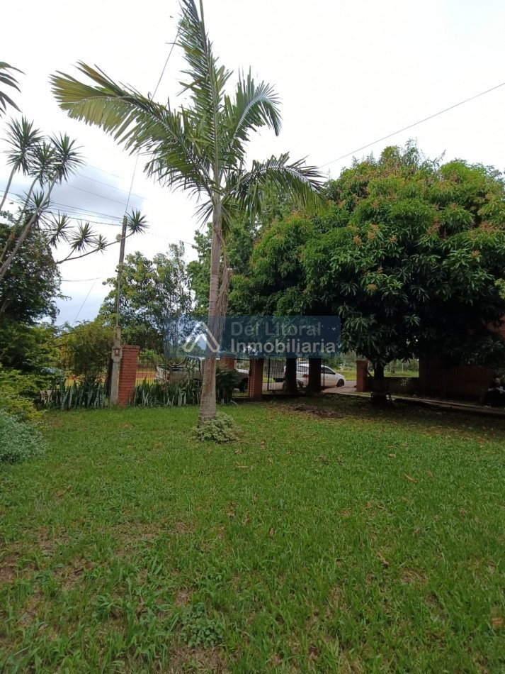 CASA CON TERRENO