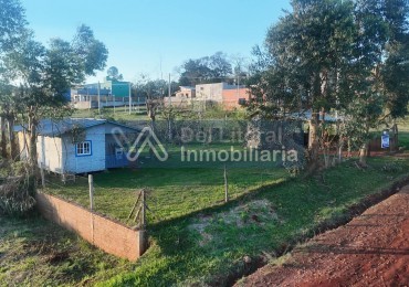 DOS TERRENOS CON CASA HABITABLE EN BARRIO LAS HORTENSIAS - SAN VICENTE, MISIONES | 447,95