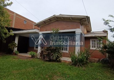 CASA CON TERRENO